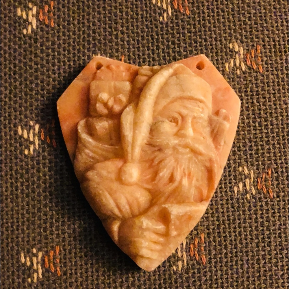 Santa Hard-stone Carved Pendant Bead